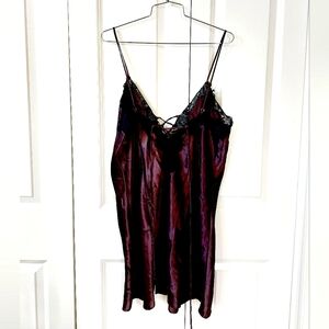 Elegant Brown Chemise/Nightgown size XL Fredericks of Hollywood‎ Boudoir